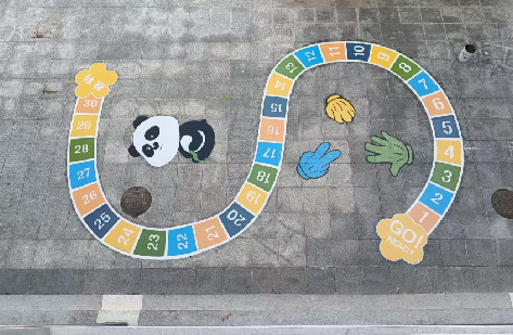 德格地面游戏彩绘