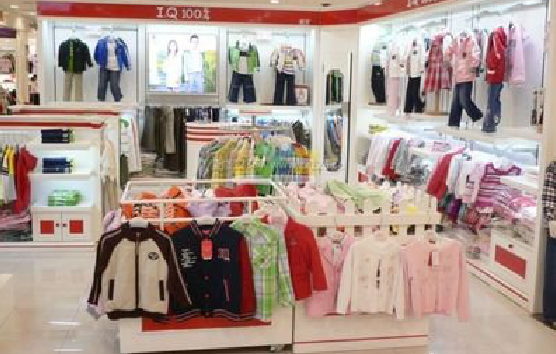 德格店面装修风格确定。