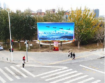 德格户外大屏广告投放要点。